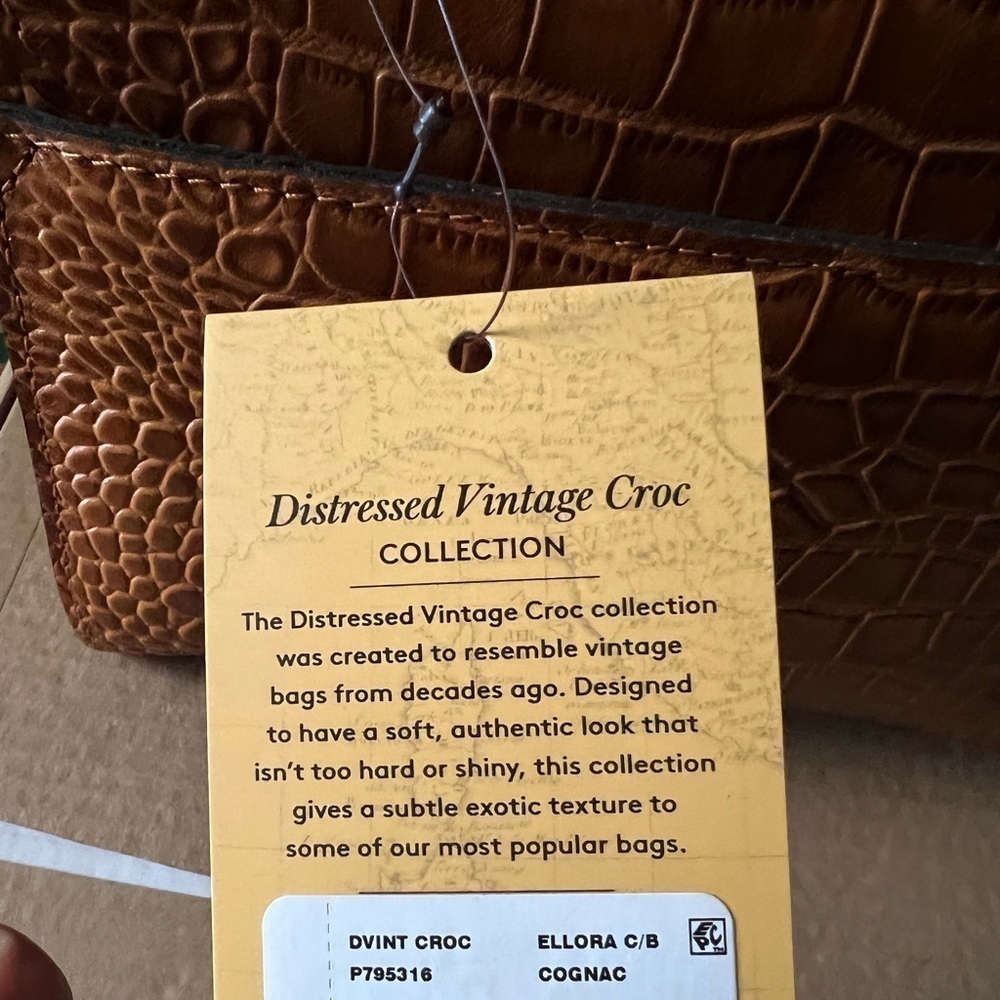 Patricia Nash Croco-Embossed Ellora Multi Compartment Crossbody/ Cognac - Picture 6 of 10